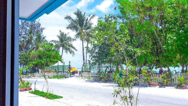 Seasunbeach Hotel Maldives Hulhumalé Exterior foto